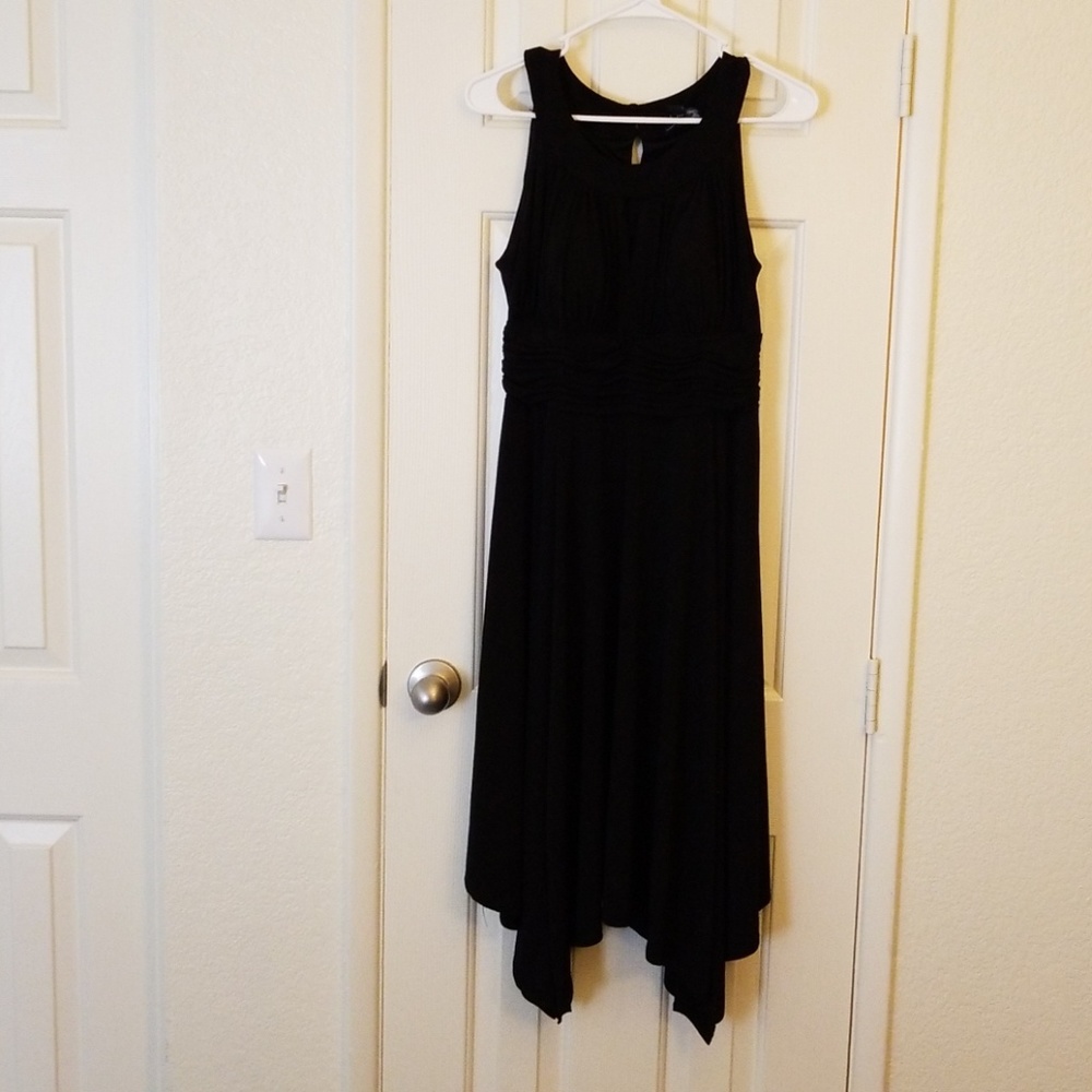 Gorgeous little black dress